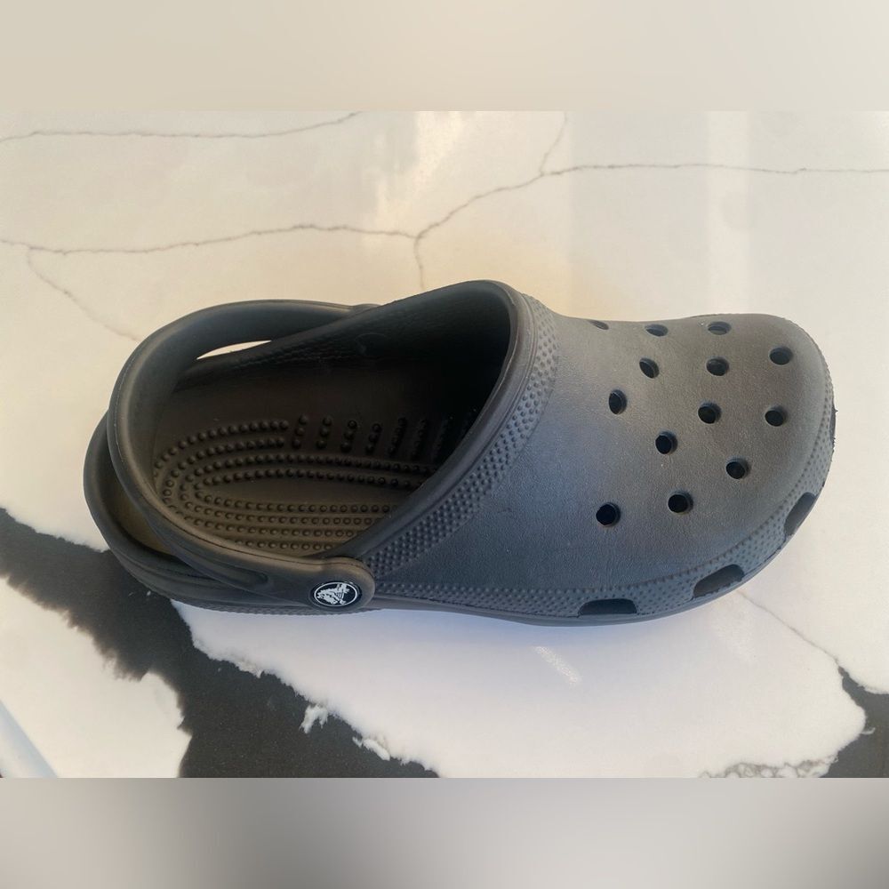 CROCS Gray Men's Sandals - Picture 8 of 8